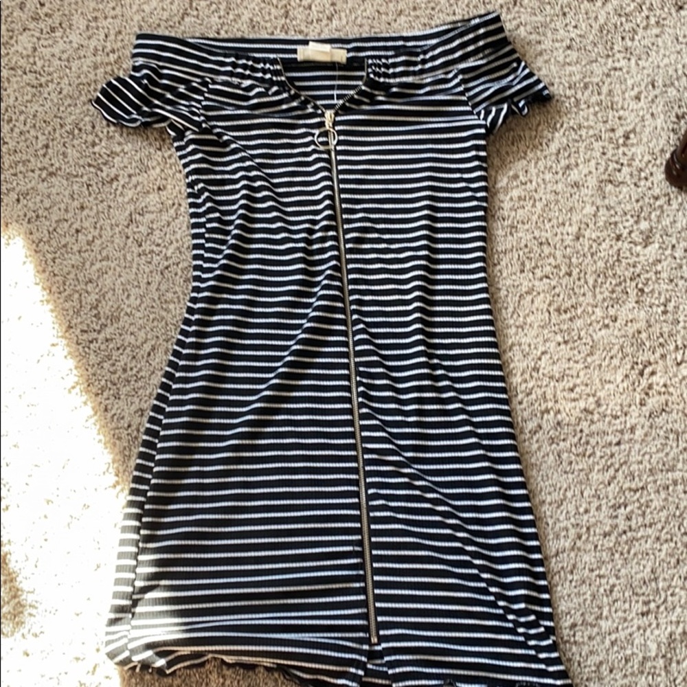 Zipper striped dress